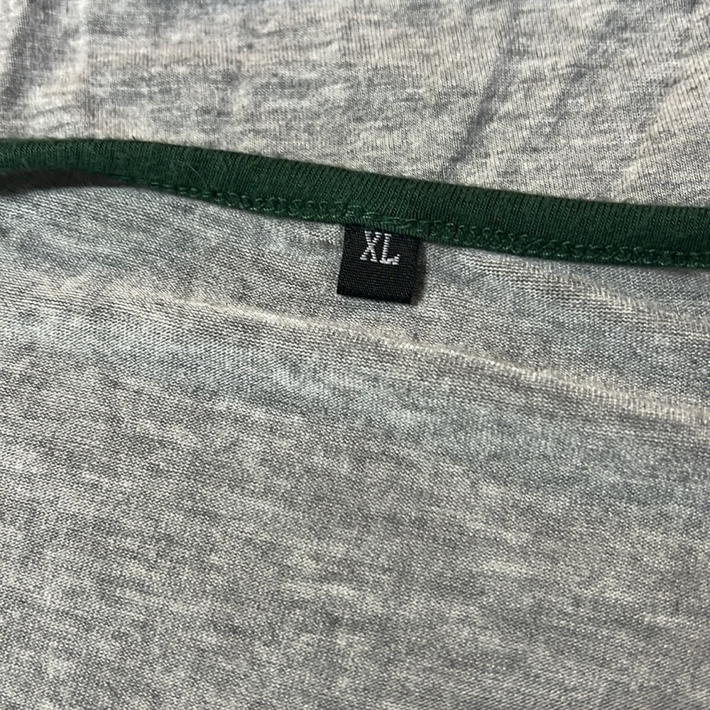 STRETCHY Long Sleeve Christmas Top - Picture 4 of 4